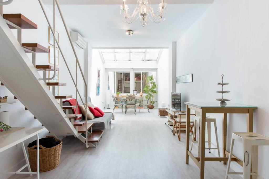 Duplex Center Parking Netflix Amazon Video Apartment Seville Luaran gambar